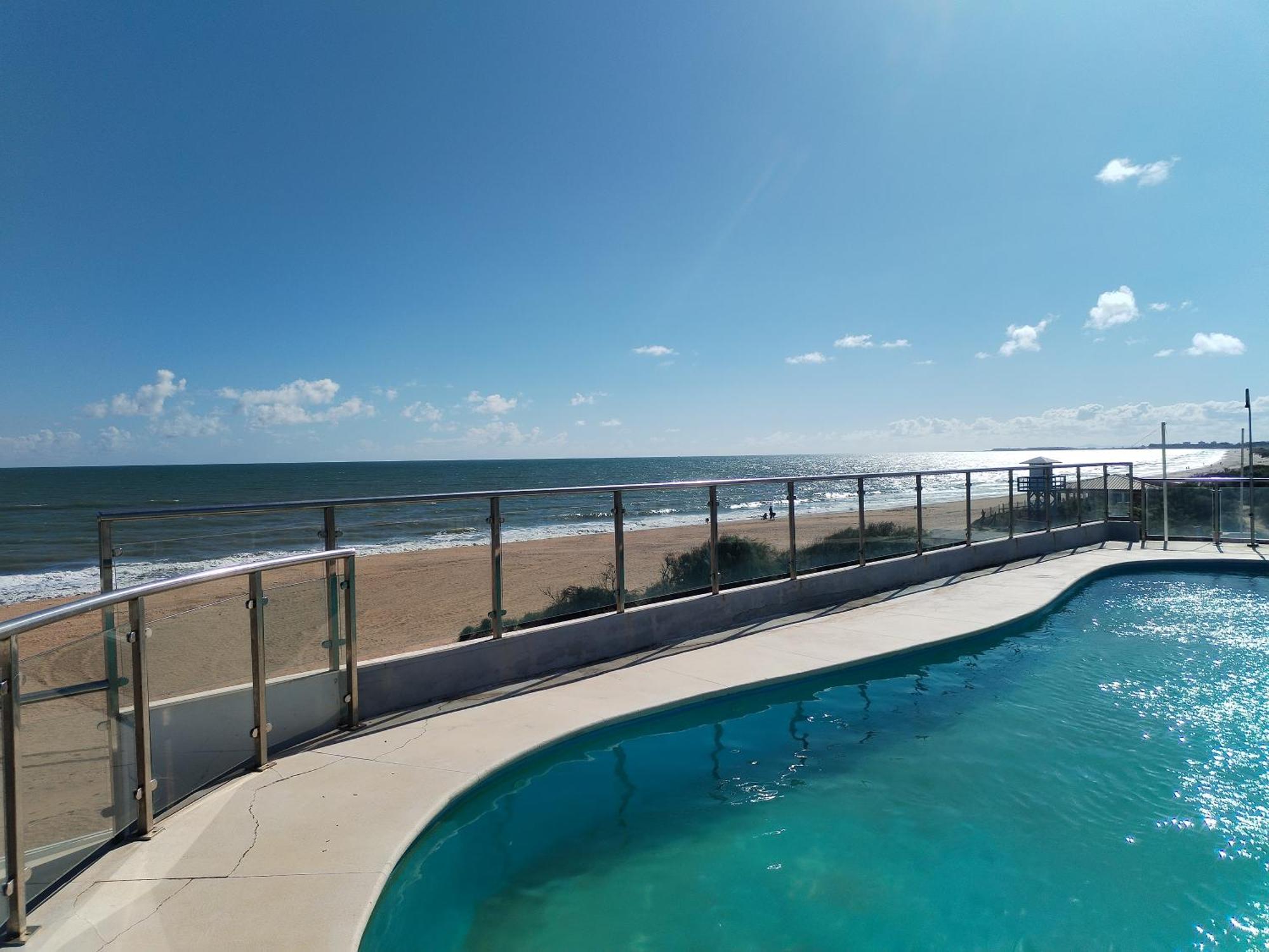 Islantilla-Apartamento Con Piscina Y Garaje En Primera Linea De Playa Isola Cristina Esterno foto